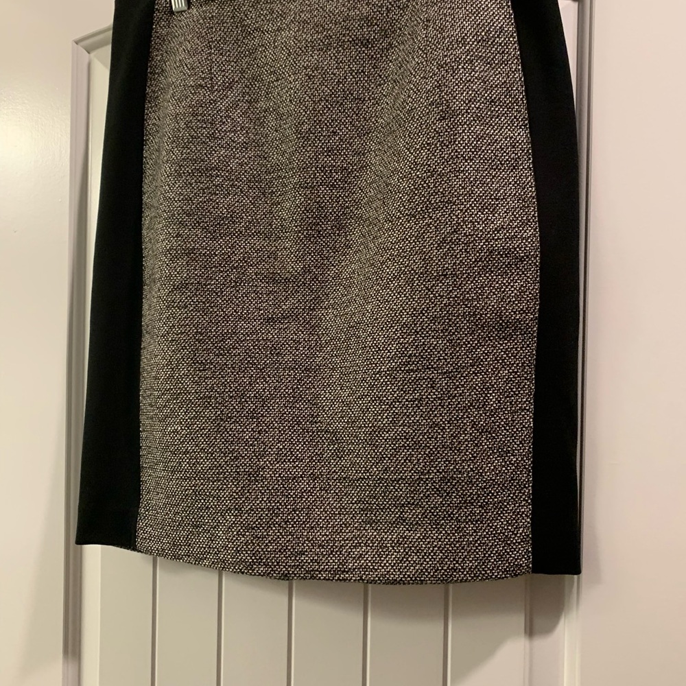Skirt size 12, color is great has a bit of sparkle